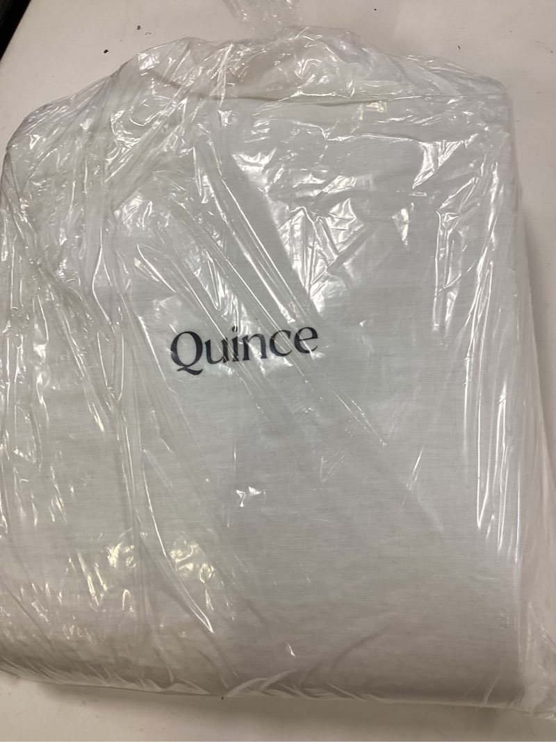 Condition photo showing New/Like New for european linen piped sham set, standard, white/navy