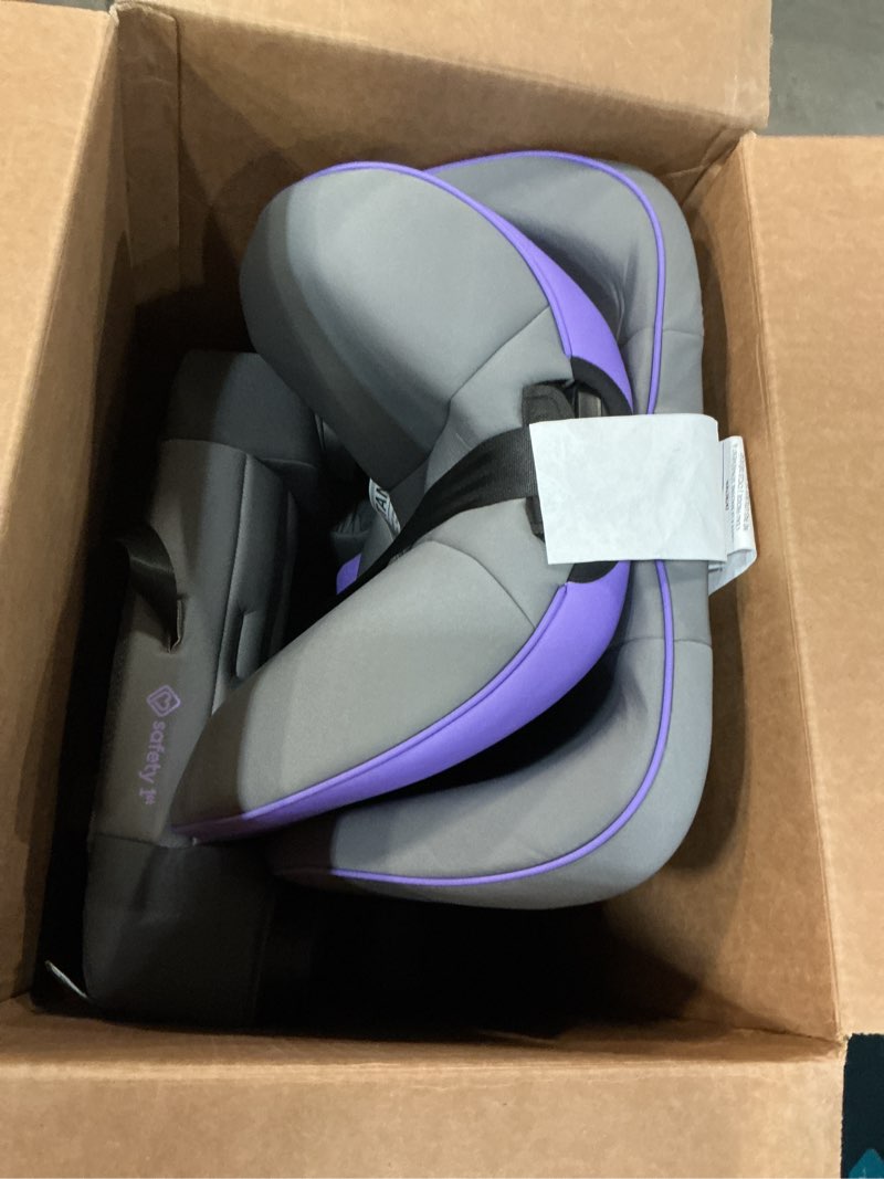 Condition photo showing Good Condition for safety 1st comfort ride 3-in-1 booster car seat