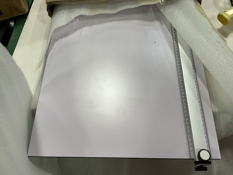https://lotting-media.assets.bidfta.com/lotting_15d1c156-fecf-4249-89a6-7d736470bd65