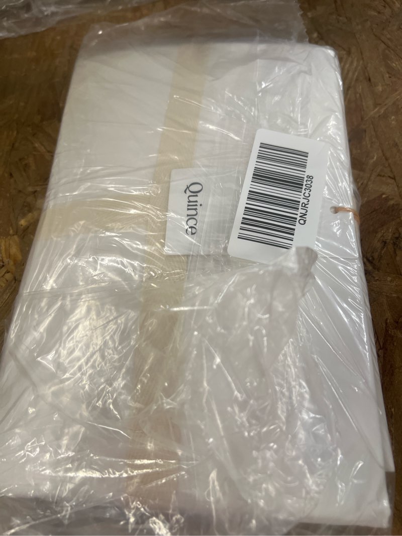 Condition photo showing Good Condition for classic organic percale pillowcase set, king, white
