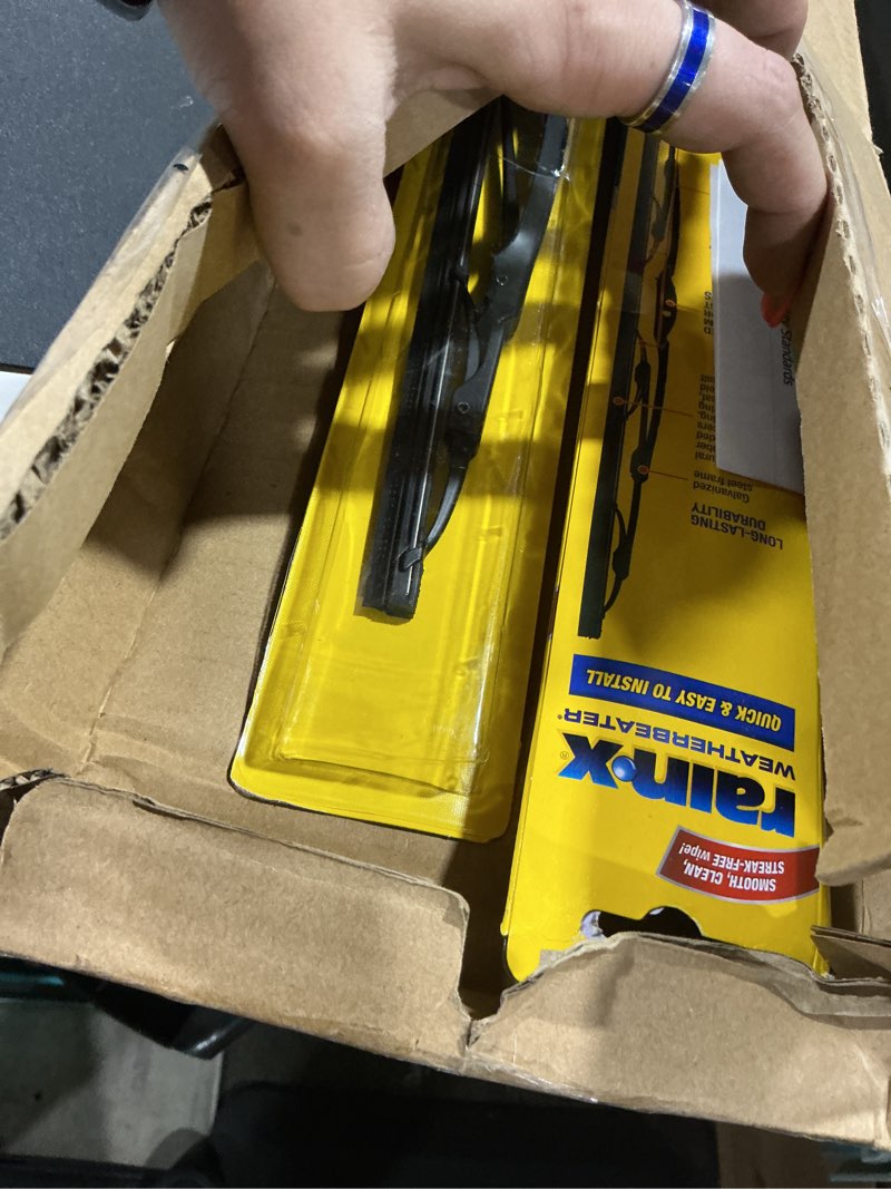 Condition photo showing Good Condition for rain-x 820145 weatherbeater wiper blades, 26" and 18" windshield wipers (pack of 2), automotive replacement windshield wiper blades that meet or exceed oem quality and durability standards 26" and 18" pack of 2