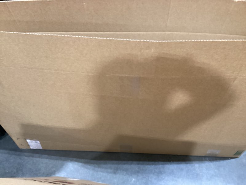 Condition photo showing Good Condition for patio cushion