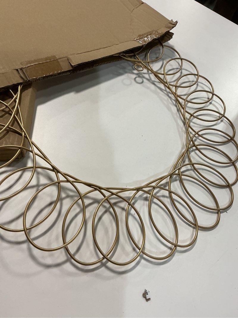 Condition photo showing Good Condition for Red Co. Old Gold Metal Wreath - Wall Mount Christmas Card Holder - 17" Dia