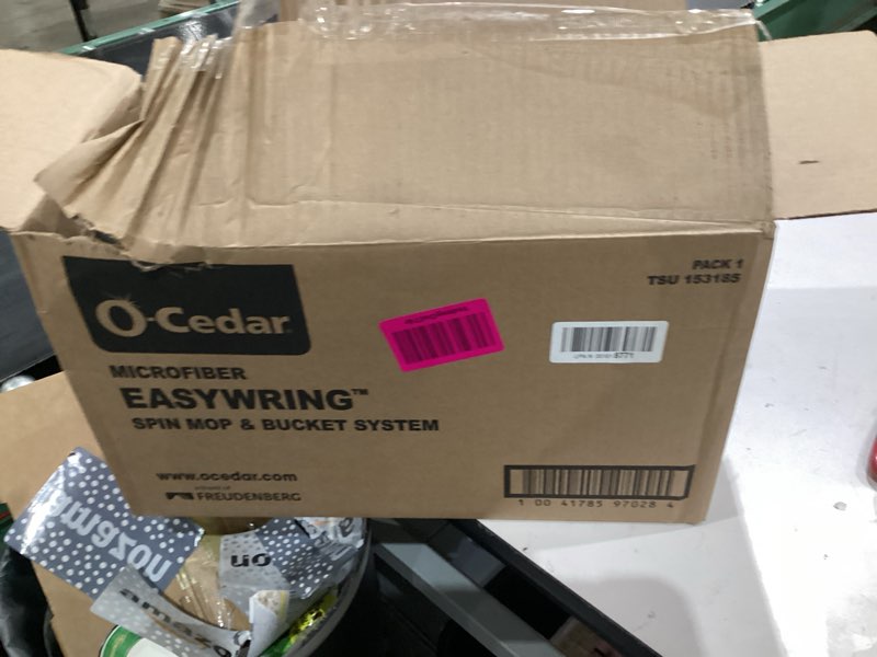 Condition photo showing New/Like New for o cedar