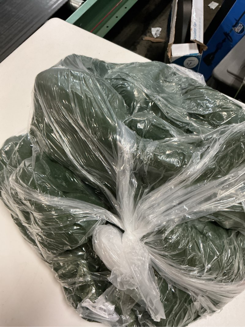 Condition photo showing Good Condition for green ruched faux fur throw
