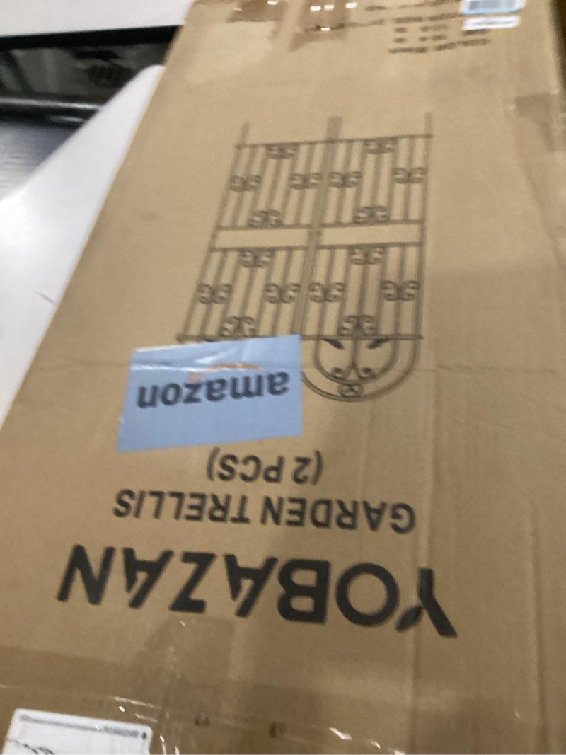 Condition photo showing Good Condition for garden trellis(product info unknown)