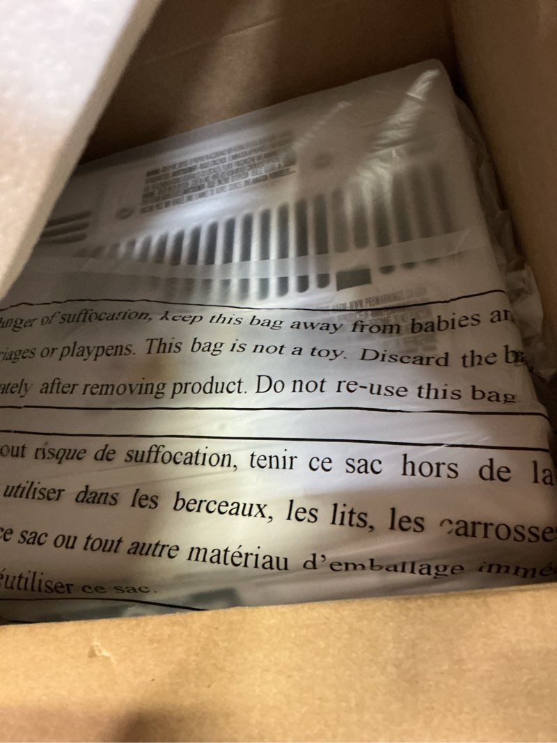 Condition photo showing Good Condition for amazon basics 5000-btu window air conditioner with quiet operation, up to 150 sqf, cool and fan functions, washable filter, adjustable window kit, intuitive mechanical controls, for small room, white white 5000 btu