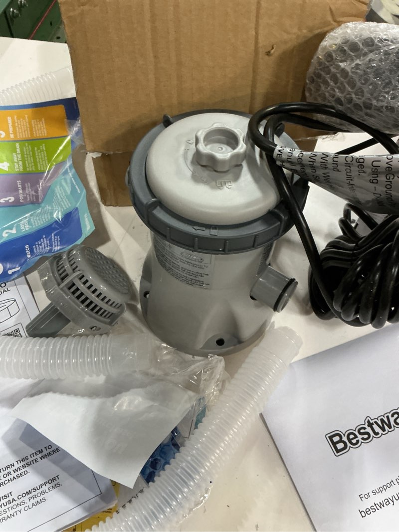 Condition photo showing Good Condition for coleman 90502 pool filter pump 330 gph cartridge
