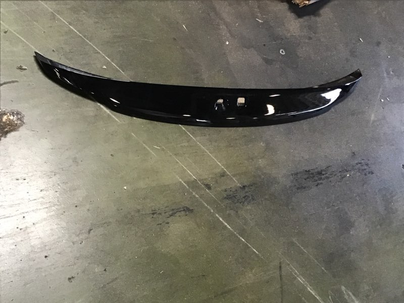 (Unknown Compatibility) Glossy Black Trunk Spoiler Wing 49in Wide