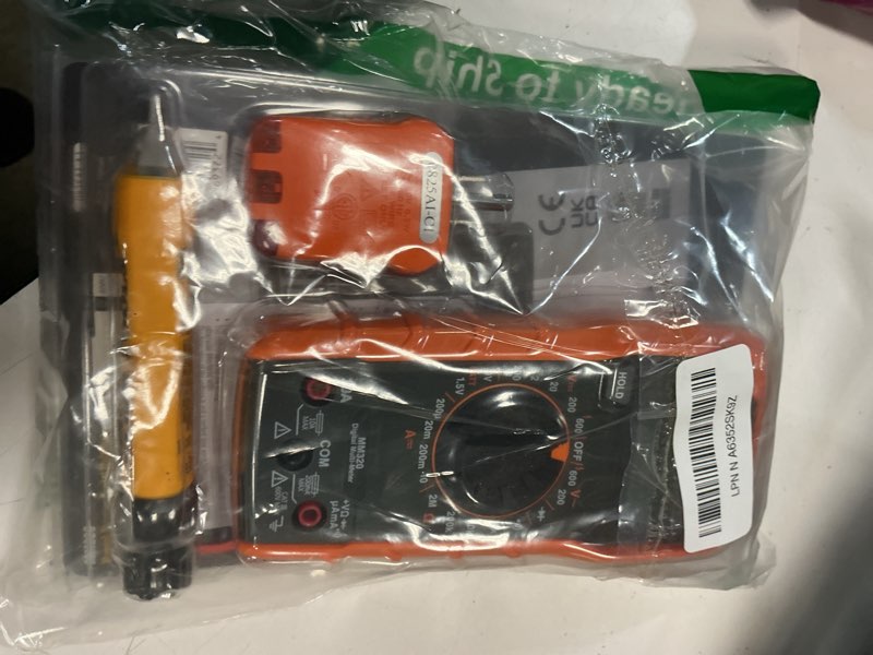 Condition photo showing Good Condition for klein tools 69149p electrical test kit with digital multimeter, non-contact voltage tester and electrical outlet tester, leads and batteries