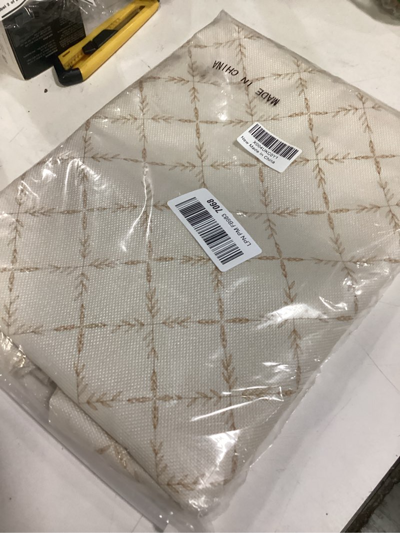 Condition photo showing New/Like New for Beige Rhombus Plaid Chair Back Covers for Dining Chairs 6 Pack, Classic Contemporary Geometric Abstract Art Decor Washable Stretchable Chair Slipcover Back Chair Protector for Wedding Party 6PCS Beige