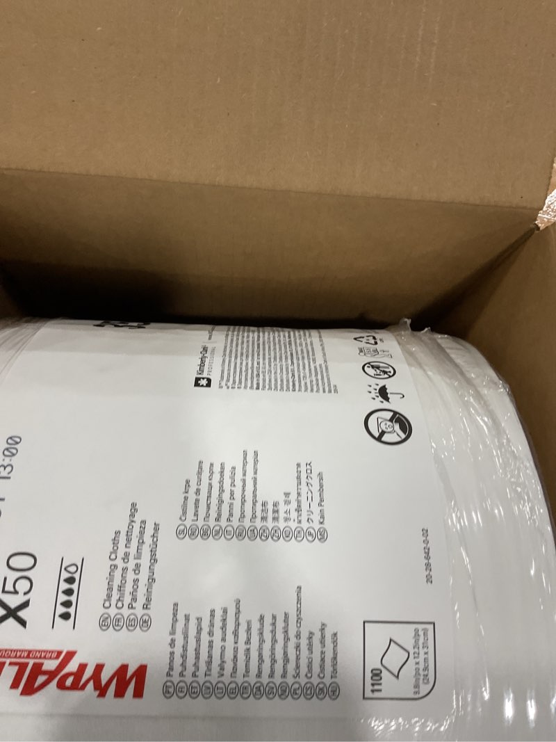 Condition photo showing New/Like New for wypall general clean l30 heavy cleaning towels (05841), strong and soft wipes, white, 875 towel sheets per jumbo roll, 1 roll per case