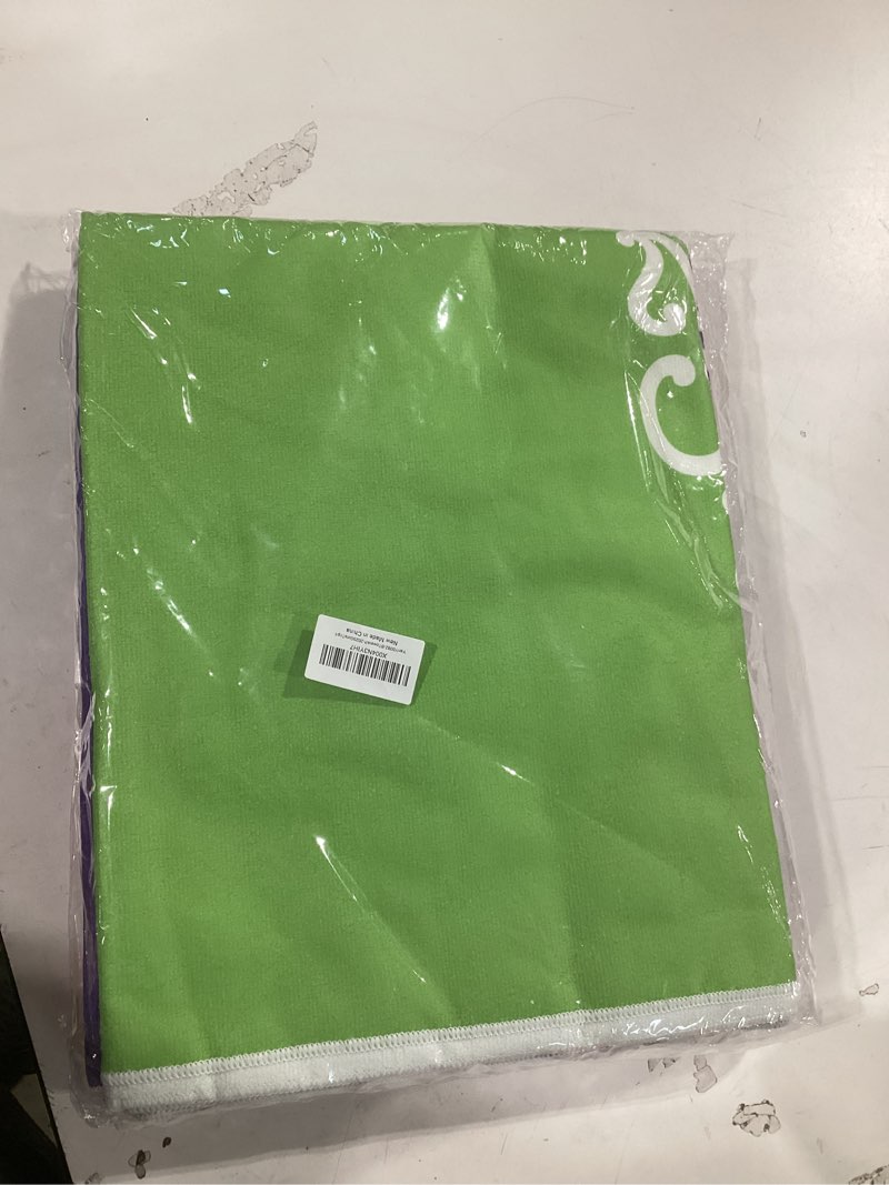 Condition photo showing New/Like New for 4 Pack Girls Trip Gifts Favors 2025 Beach Towel, Microfiber Oversized Swim Towels Friendship Girls Weekend Gifts for Women Sister Beach Accessories Necessities for Pool Camping Travel 32x71 inch 2025girlstrip1