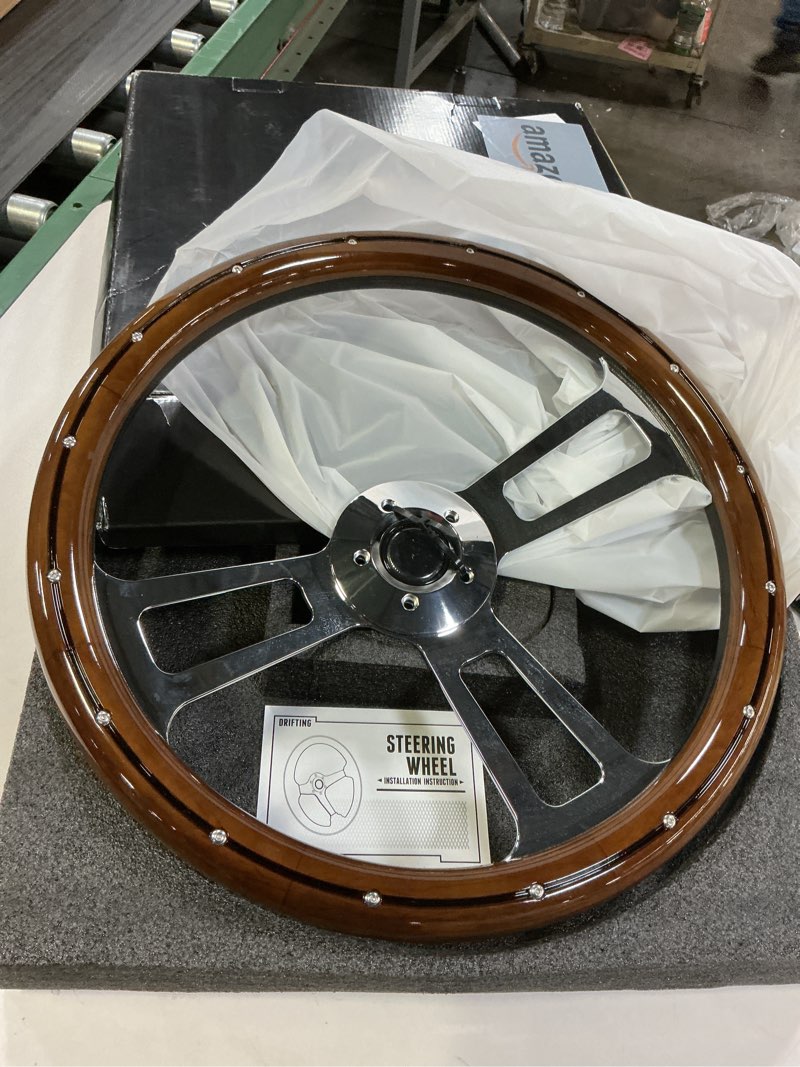 Condition photo showing Good Condition for 18" Universal Steering Wheel 455mm Chrome Aluminum Spokes Wood Grip, 5-Bolt Replacement for Kenworth for Peterbilt for Freightliner for Volvo–65mm Deep Dish Design 18inch Truck Steering Wheel