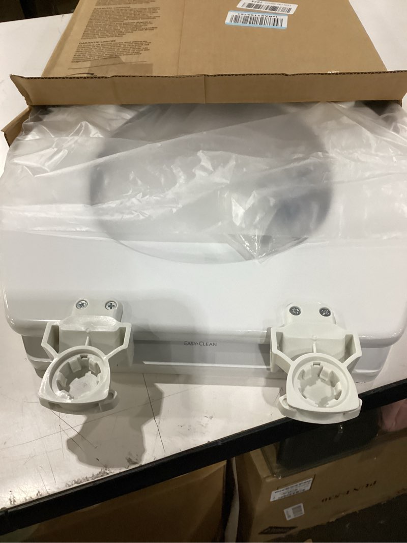 Condition photo showing As Is for bemis 500ec 390 toilet seat with easy clean & change hinges, 1 pack round, cotton white round basic