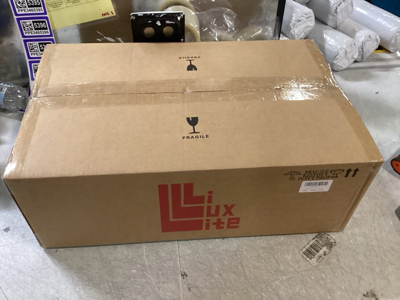 https://lotting-media.assets.bidfta.com/lotting_16177b1a-dc39-490d-af1b-c4a18a6a7141