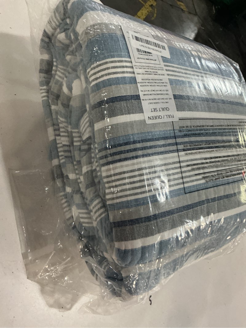 Condition photo showing New/Like New for nautica - queen quilt set, 100% cotton bedding with matching shams, reversible stripe and anchor design, lightweight for year-round layering (jettison blue) full/queen