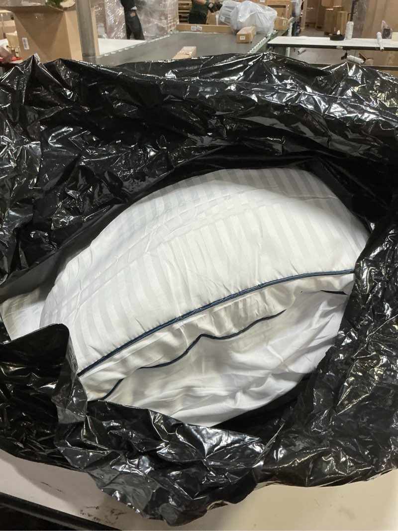 Condition photo showing Good Condition for BEDLORE Queen Mattress Topper, Thick Pillow Top Bed Cover for Back Pain Relief, Soft Mattress Pad with Deep Pockets 6-18 inch White Queen