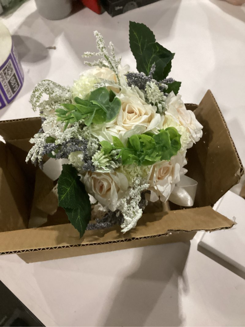 Condition photo showing Good Condition for wedding bouquets for bride bridesmaid,white champagne artificial roses flowers for wedding church decoration (7.5in) 7.5 inches