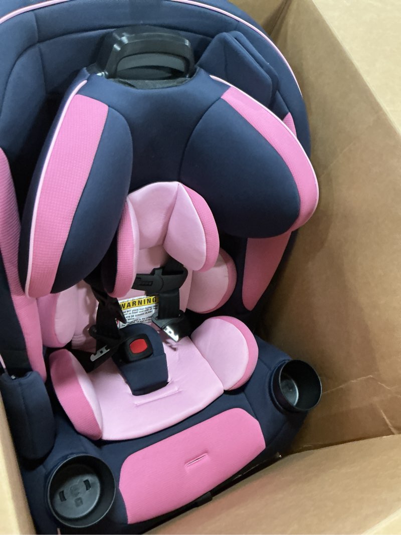 Condition photo showing Good Condition for Safety 1st Grow and Go All-in-One Slim Convertible Car Seat, Rear Facing, 5-40 lbs, Forward Facing (30–65 lbs), High Back Booster Seat 40-100 pounds, Vineyard Girl Vineyard Girl Original