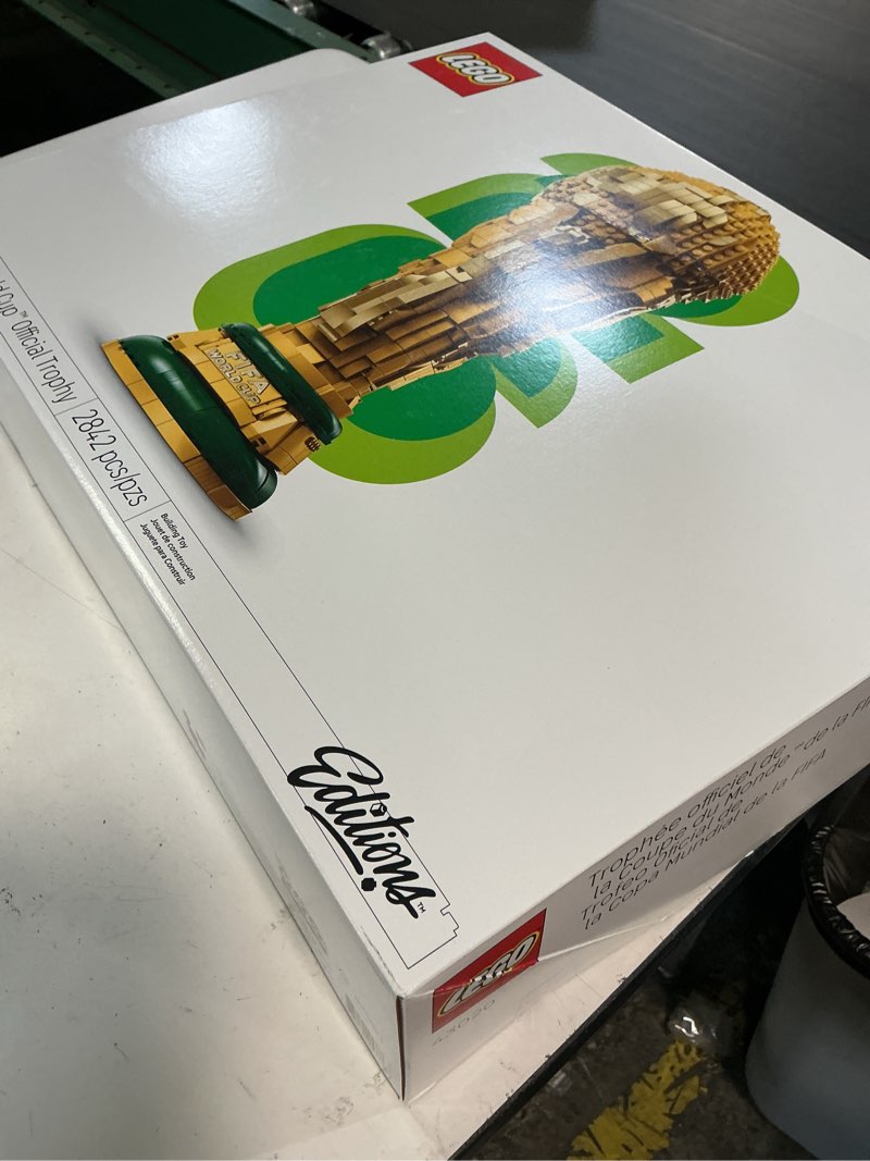 Condition photo showing Good Condition for lego editions fifa world cup official trophy building set - kit for display in bedroom, home office, book shelf - soccer fans collectible - with world cup 2026 minifigure - gift for fans - 43020