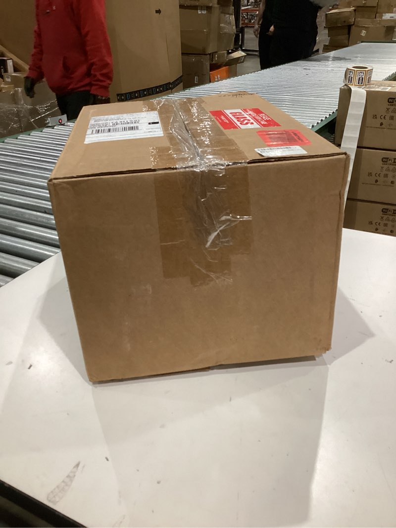 Condition photo showing New/Like New for R.W. Knudsen Organic Just Cranberry Juice, 32 fl oz (Pack of 6) Organic Just Cranberry 32 Fl Oz (Pack of 6)