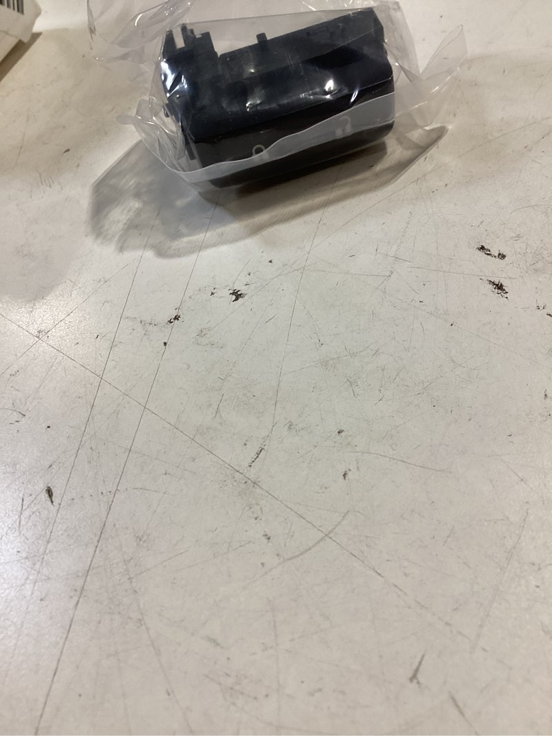 Condition photo showing Good Condition for door lock switch passenger side for door lock button 15804094 901109 | for 2007-2014 chevy silverado gmc sierra 1500 2500hd 3500hd,front right door lock control passenger side door lock switch