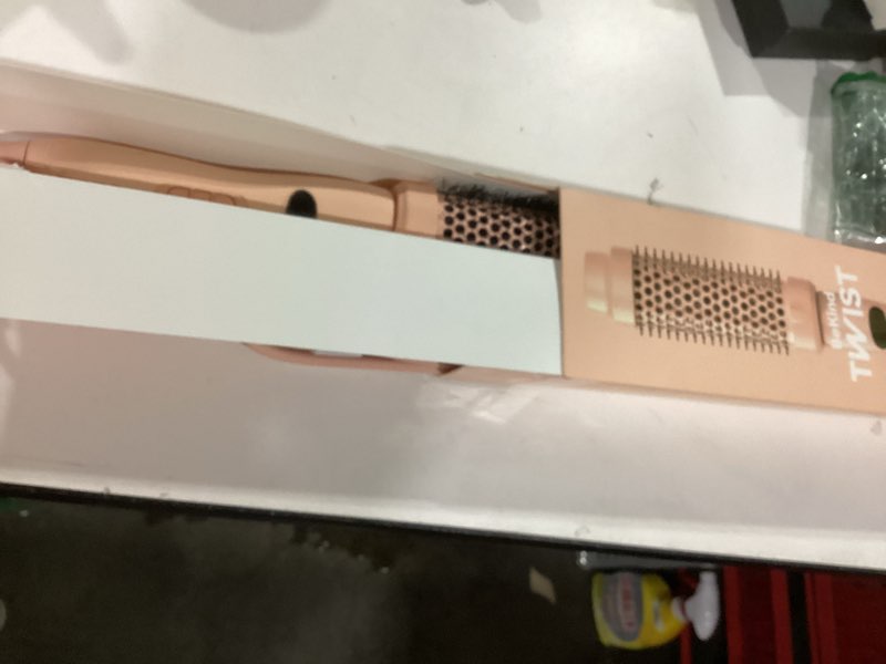 Condition photo showing Good Condition for Bekind Twist Pro Upgraded Thermal Brush - 1.5 Inch Versatile Heated Round, Effortless Curling Hair Styling Tools, Negative Ion Blow Out Hot Round Brush, 20s Fast Heats (Peach)