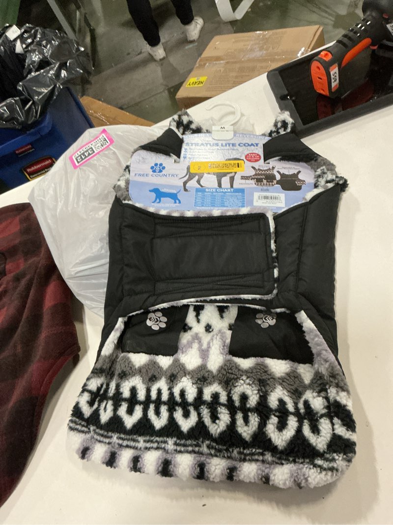 Condition photo showing Good Condition for  Free Country Black Black Fair Isle Dog/Cat Pet Jacket Medium