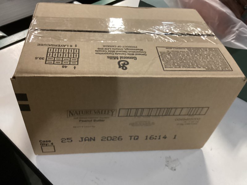 Condition photo showing New/Like New for Nature Valley Soft-Baked Oatmeal Squares, Peanut Butter Breakfast Snacks, 6 ct, 7.44 OZ (Pack of 8) Peanut Butter 6 Count (Pack of 8)