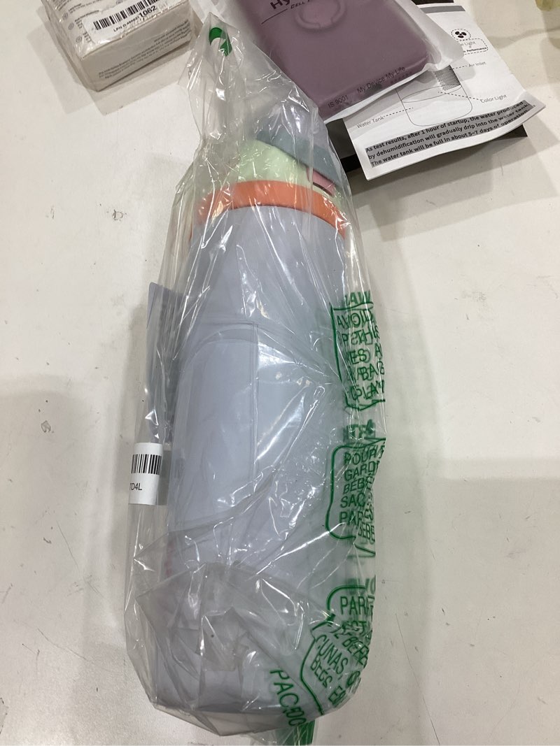 Condition photo showing New/Like New for Owala FreeSip Insulated Stainless Steel Water Bottle with Straw for Sports, Travel, and School BPA-Free Sports Water Bottle, 24 oz, Beach House Beach House 24 Ounces