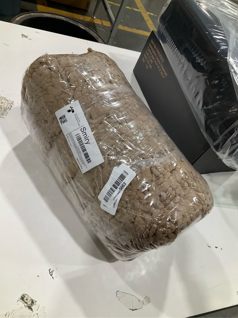 Condition photo showing New/Like New for smiry bathroom rugs mat 48x32, extra soft absorbent chenille bath rugs, non slip rubber backing machine washable quick dry bath mats for bathroom floor, tub, shower, home decor accessories, camel camel rectangular 48'' x 32''