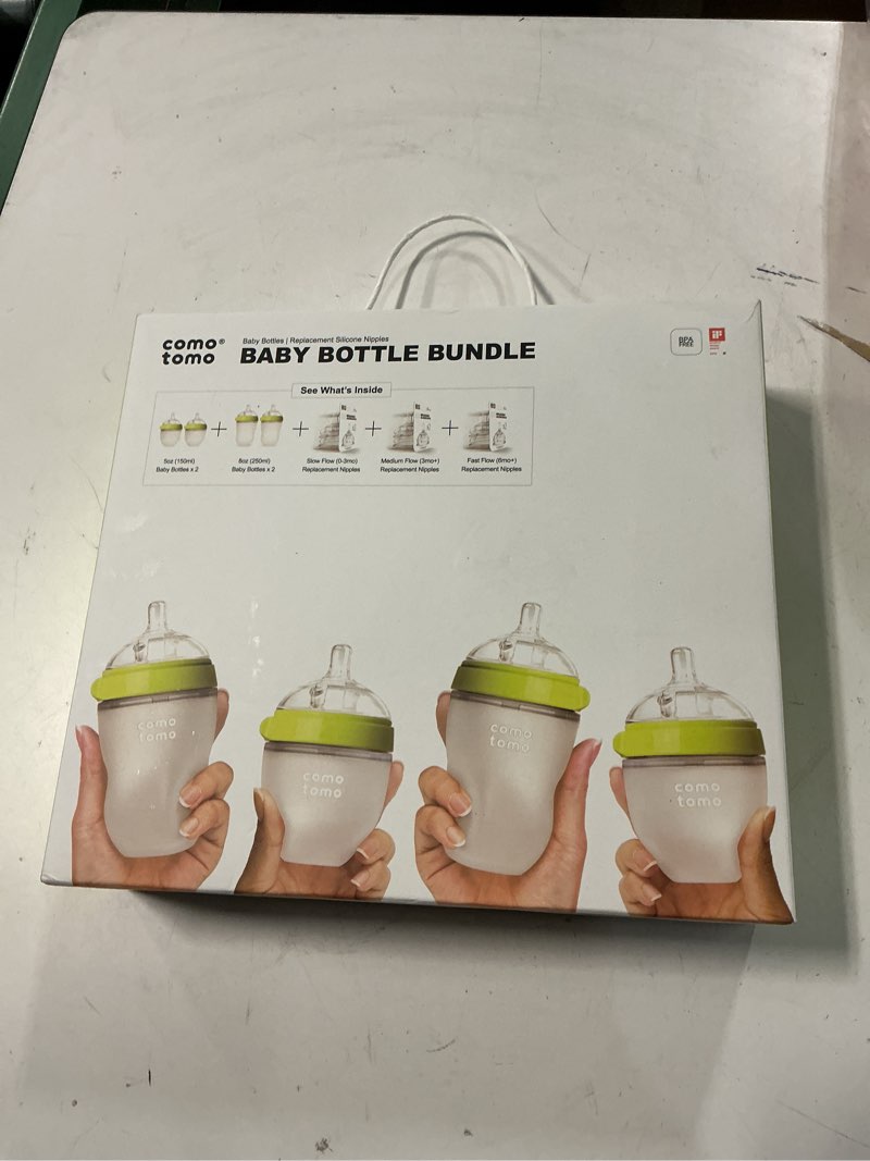Condition photo showing New/Like New for Comotomo Baby Bottle Bundle, Green