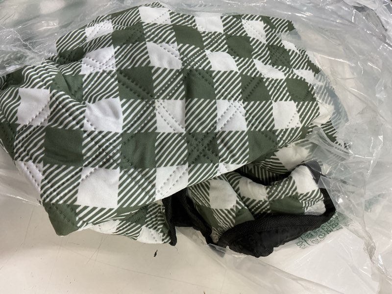 Condition photo showing As Is for tigejoy extra large picnic blanket waterproof foldable 80''x100'', outdoor picnic mat beach blanket sandproof for park, grass, travel, hiking, camping essentials, gingham picnic blanket green 8'4" x 6'8" (rectangular)
