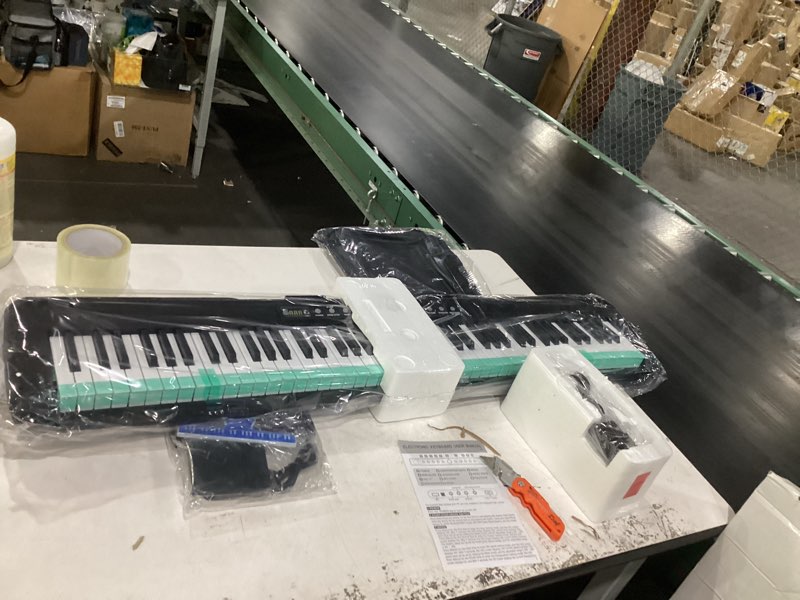 electronic keyboard