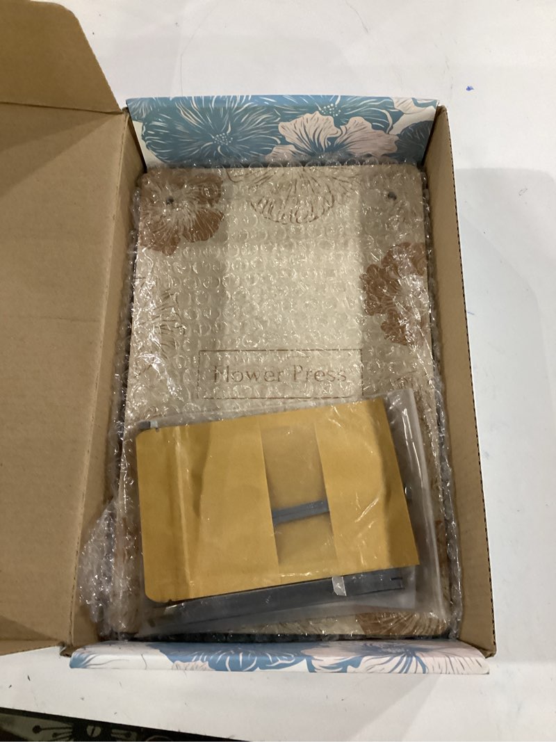 Condition photo showing Good Condition for verbossi flower press - large flower press kit 10.8" x 6.9" - flower pressing kit for adults & kids - pressed flowers - plant press - diy flower pressing - gifts for craft lovers (wooden)