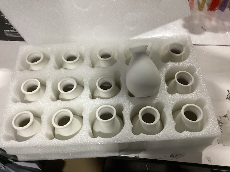 Condition photo showing New/Like New for tioncy 15 pack white ceramic bud vases bulk valentine's day decoration 3.9 inch boho small flower ceramic vases for centerpieces for dry flowers pampas grass home wedding table decor(classic)