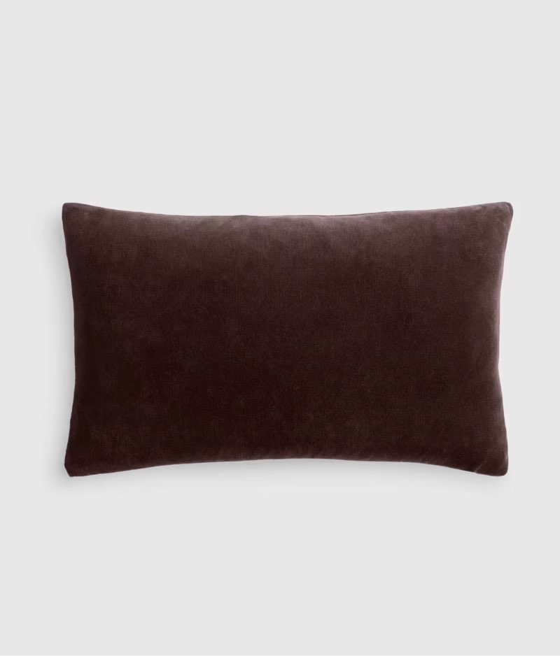 quince classic cotton velvet pillow cover 12”x20” espresso