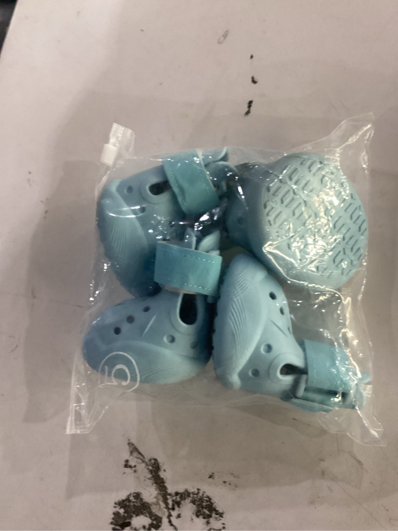 Condition photo showing Good Condition for dog shoes, dog sandals for hot pavement, non-slip waterproof dog booties for winter snowy day and summer, adjustable straps easy-clean beach outdoor pet boots rugged sole-4pcs blue blue size 5:?2.36''x1.89'')(l*w)
