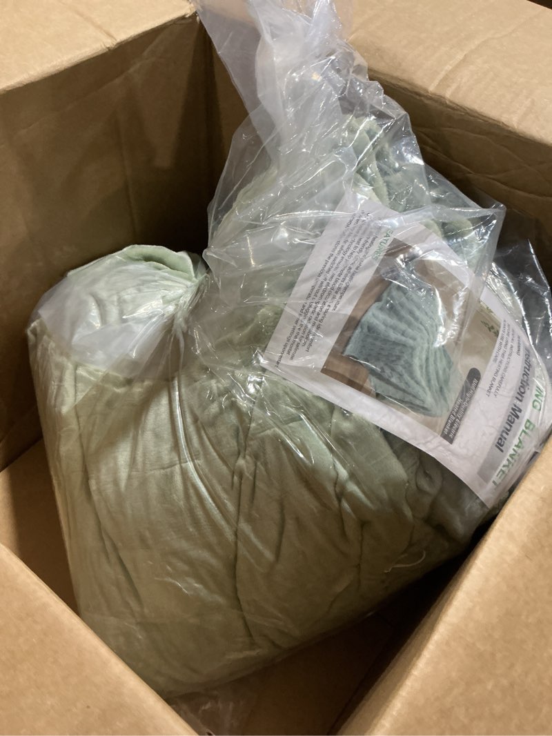 Condition photo showing Good Condition for (similar) electric blanket full green heated blanket 72''x84'', ultra soft silky flannel heating blanket with 5 heat levels & 10 hrs timer, etl certified & overheat protection, gifts for grandma(hunter green)