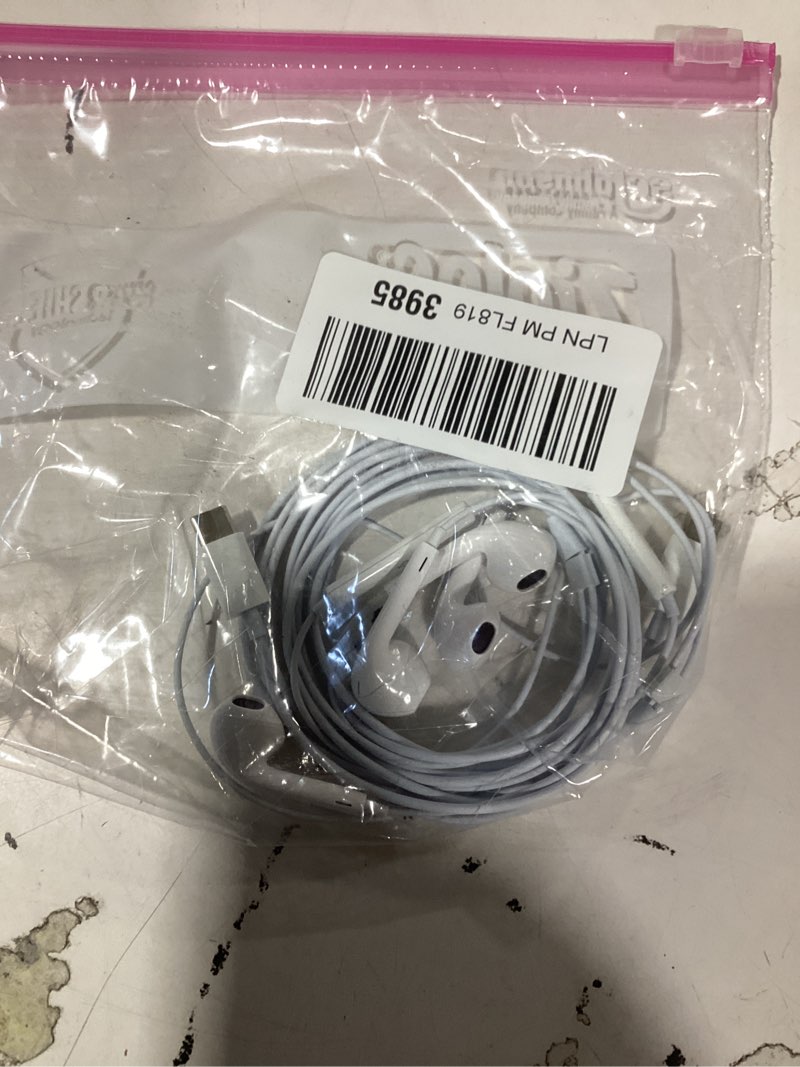 Condition photo showing Good Condition for [similiar product2 pack] weizy aux earbuds/earphones, vize 3.5mm wired headphones noise isolating earphones volume control & built-in microphone compatible with iphone/samsung/android/mp3/mp4