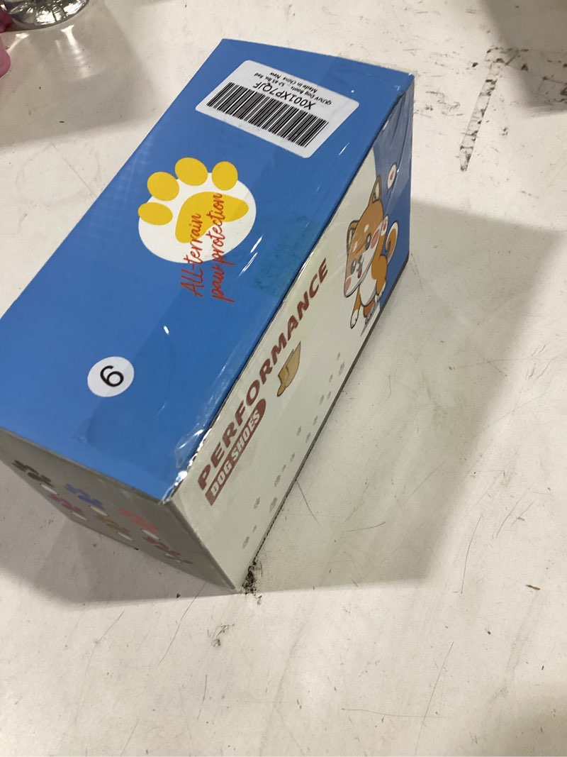 Condition photo showing New/Like New for QUMY Dog Shoes for Large Dogs, Medium Dog Boots & Paw Protectors for Winter Snowy Day, Summer Hot Pavement, Water-Resistant in Rainy Weather, Outdoor Walking, Indoor Hardfloors Skid-Resistant Sole Pink Size 6: 2.6''x3.0''(W*L) (Pack of 4)