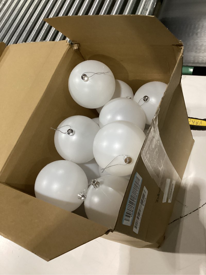 Condition photo showing As Is for Zubebe 24 Pcs Christmas Large 4 Inch Blank White Ornaments Matte Plastic Balls Tree Decoration Hanging for Kids Adults Birthday Wedding DIY Painting Drawing Crafts