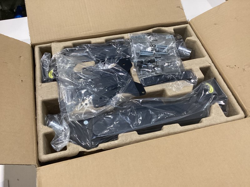 Condition photo showing New/Like New for ergear dual monitor arm, full adjustable monitor mount for 13–32? screens, fast install computer monitor stand with tool-free vesa mount, max load 19.8 lbs, max vesa 100x100mm dual arms 13"-32"
