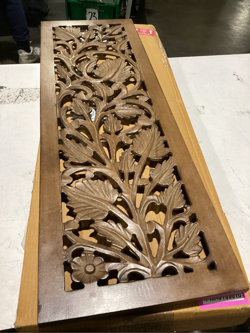 Condition photo showing Good Condition for 36 in. x 12 in. brown wood traditional leaves wall decor
