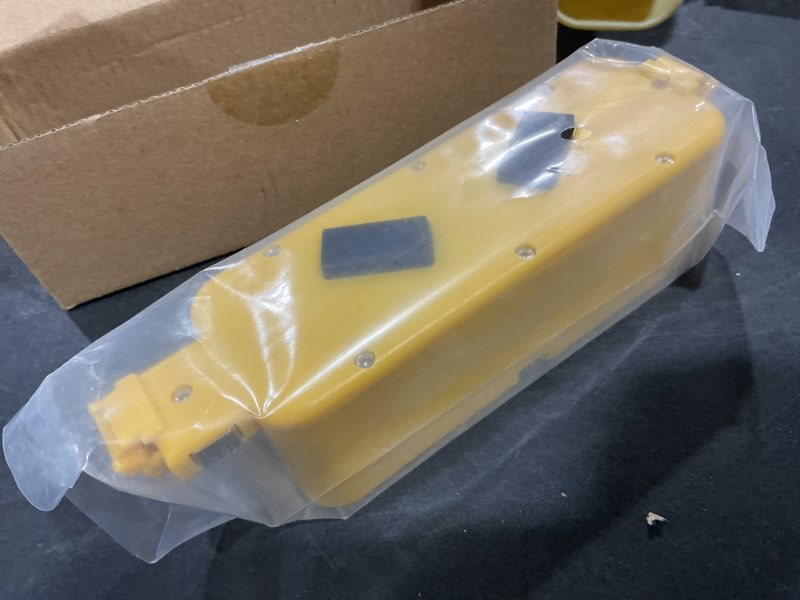 Condition photo showing New/Like New for 14.4V 4000mAh Ni-MH Replacement Battery for Irobot-Roomba 400 series Roomba 400 405 410 415 416 418 4000 4100 4105 4110 4130 4150 4170 4188 4210 4220 4225 4230 4232 4260 4296 Vacuum Cleaner