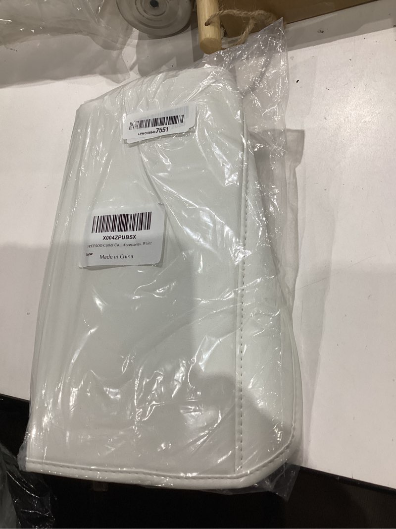 Condition photo showing New/Like New for freesoo center console armrest cover for tesla model y juniper(2025-2026) & model 3(2024-2026), leather center console cover for tesla model 3/y interior console protector accessories, white model y(2025-2026) & model 3(2024-2026) white