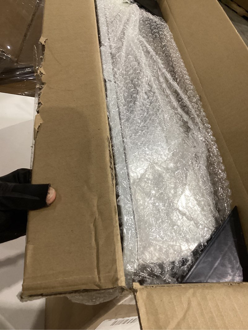 Condition photo showing Good Condition for stainless steel litter box, xl metal cat litter box with lid, extra large cat litter boxes for big cats with high sides, leak proof, easy to clean, no stick, odor control, include scoop and mat xl(23" x 14.6" x 10")