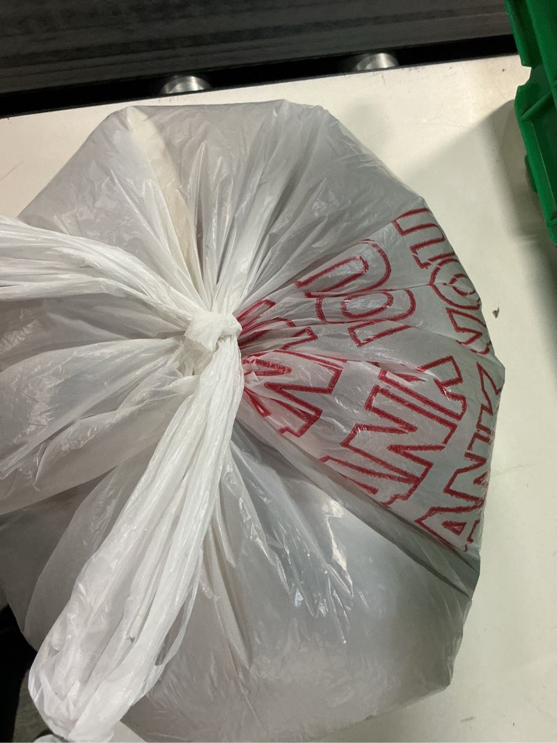 https://lotting-media.assets.bidfta.com/lotting_16c171a8-73fc-400c-b60a-51c50fba28af