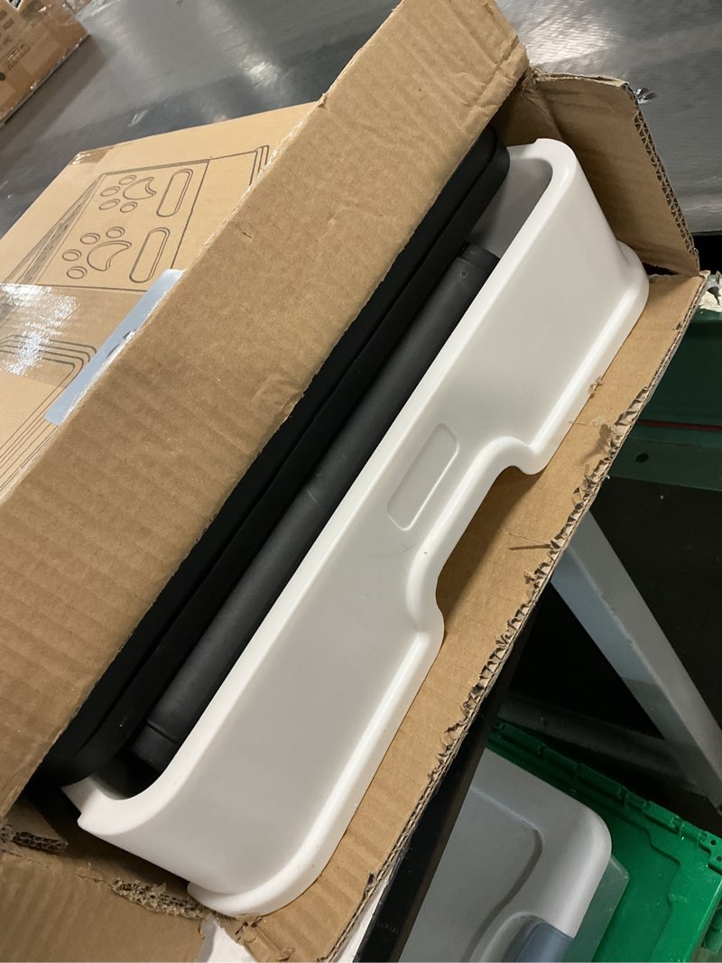 Condition photo showing Good Condition for Foldable Cat Litter Box with Lid, Enclosed Potty, Large Top Entry Anti-Splashing Toilet, Easy to Clean Including Litter Scoop and 2-in-1 Cleaning Brush (Black) BLack Large